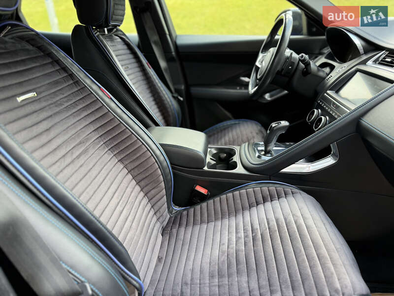 Позашляховик / Кросовер Jaguar E-Pace 2019 в Києві