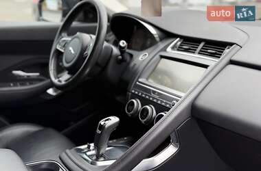 Позашляховик / Кросовер Jaguar E-Pace 2019 в 