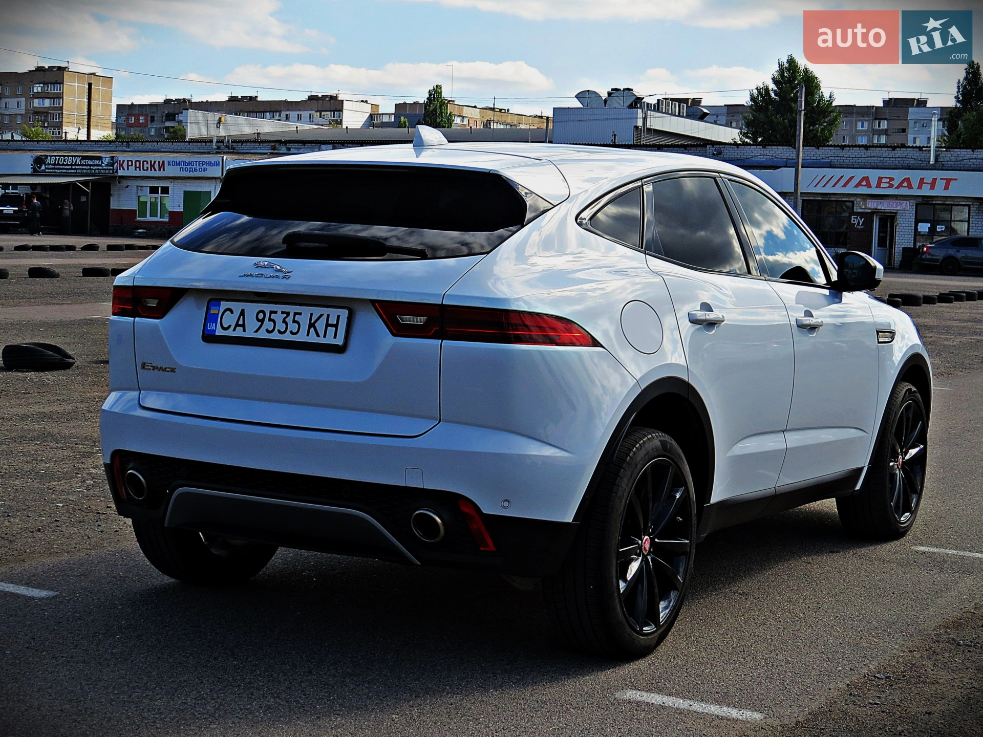 2018 Jaguar E-Pace - мініатюра 3