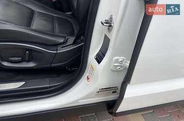 Внедорожник / Кроссовер Jaguar E-Pace 2018 в 