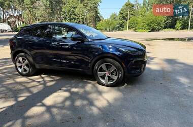 Внедорожник / Кроссовер Jaguar E-Pace 2021 в 