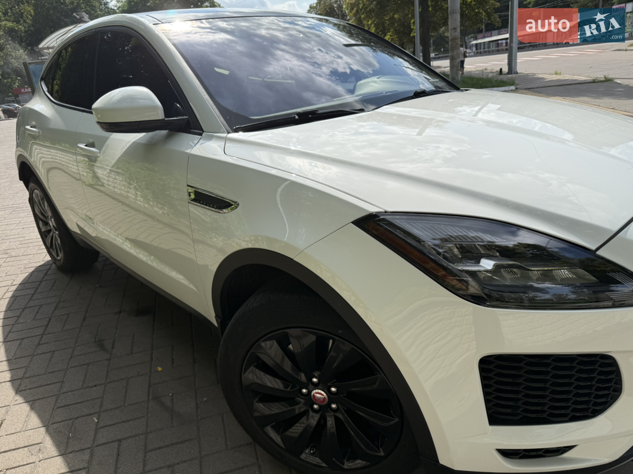 2020 Jaguar E-Pace - мініатюра 31