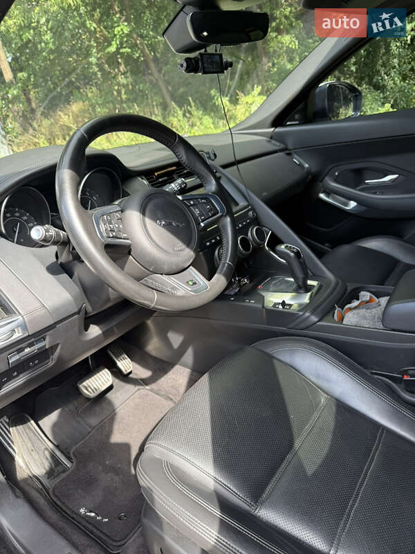 Позашляховик / Кросовер Jaguar E-Pace 2019 в Києві
