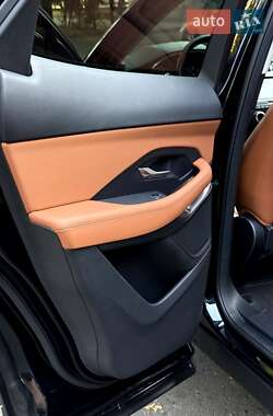 Внедорожник / Кроссовер Jaguar E-Pace 2020 в 