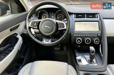 Позашляховик / Кросовер Jaguar E-Pace 2018 в 