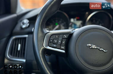 Внедорожник / Кроссовер Jaguar E-Pace 2019 в  фото 28 Внедорожник / Кроссовер Jaguar E-Pace 2019 в