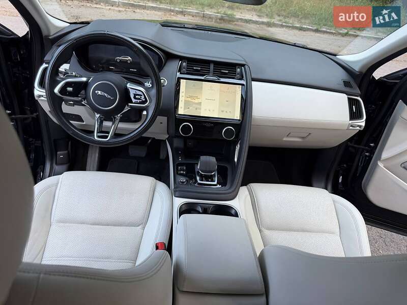 Позашляховик / Кросовер Jaguar E-Pace 2021 в Черкасах