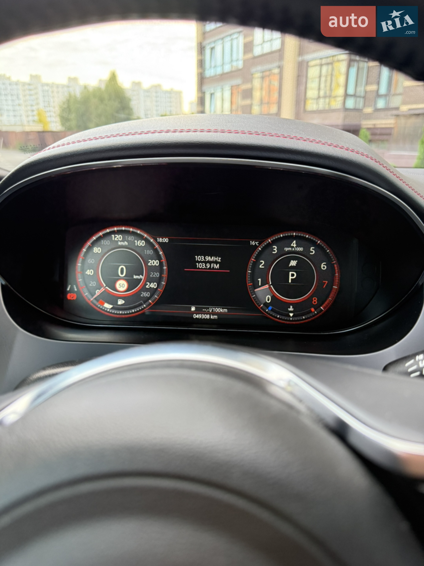 2019 Jaguar E-Pace - мініатюра 32