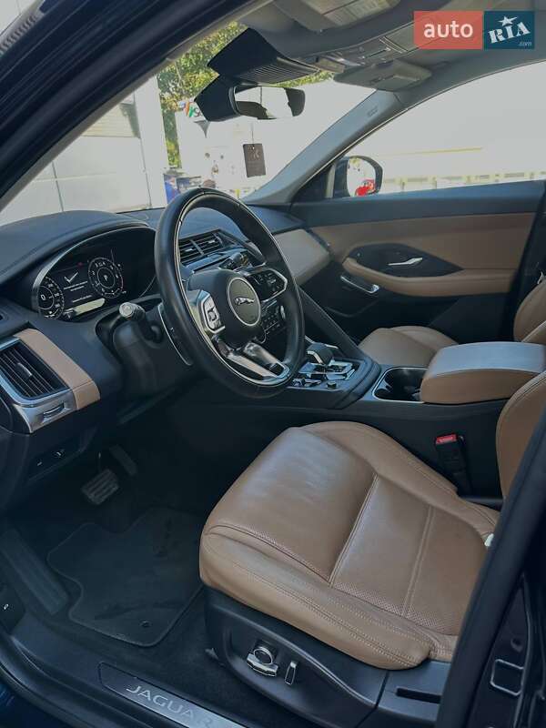 Позашляховик / Кросовер Jaguar E-Pace 2021 в Києві