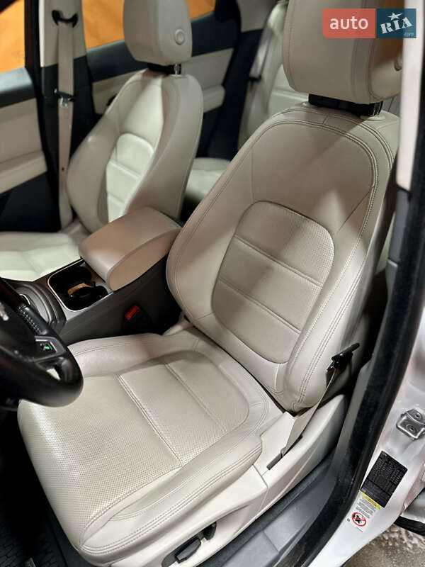 Внедорожник / Кроссовер Jaguar E-Pace 2019 в Харькове фото 20 Внедорожник / Кроссовер Jaguar E-Pace 2019 в Харькове