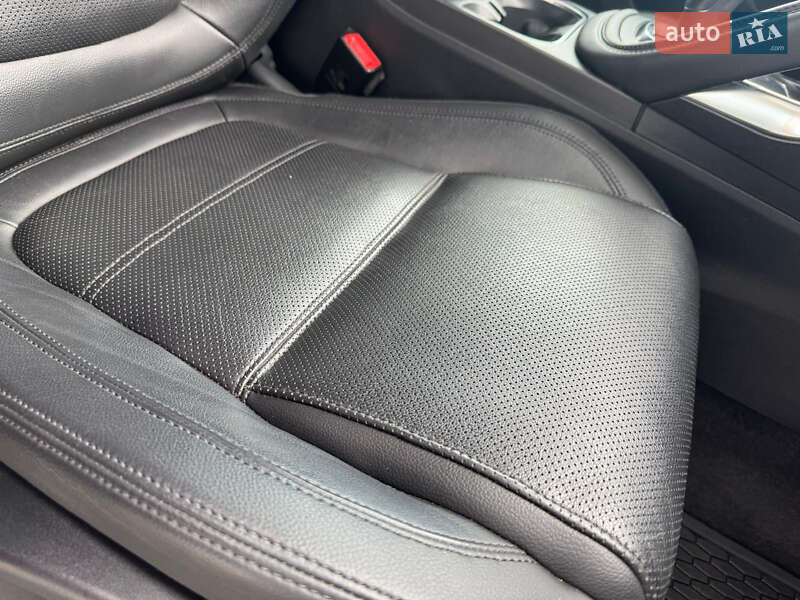 Внедорожник / Кроссовер Jaguar E-Pace 2018 в Киеве фото 13 Внедорожник / Кроссовер Jaguar E-Pace 2018 в Киеве