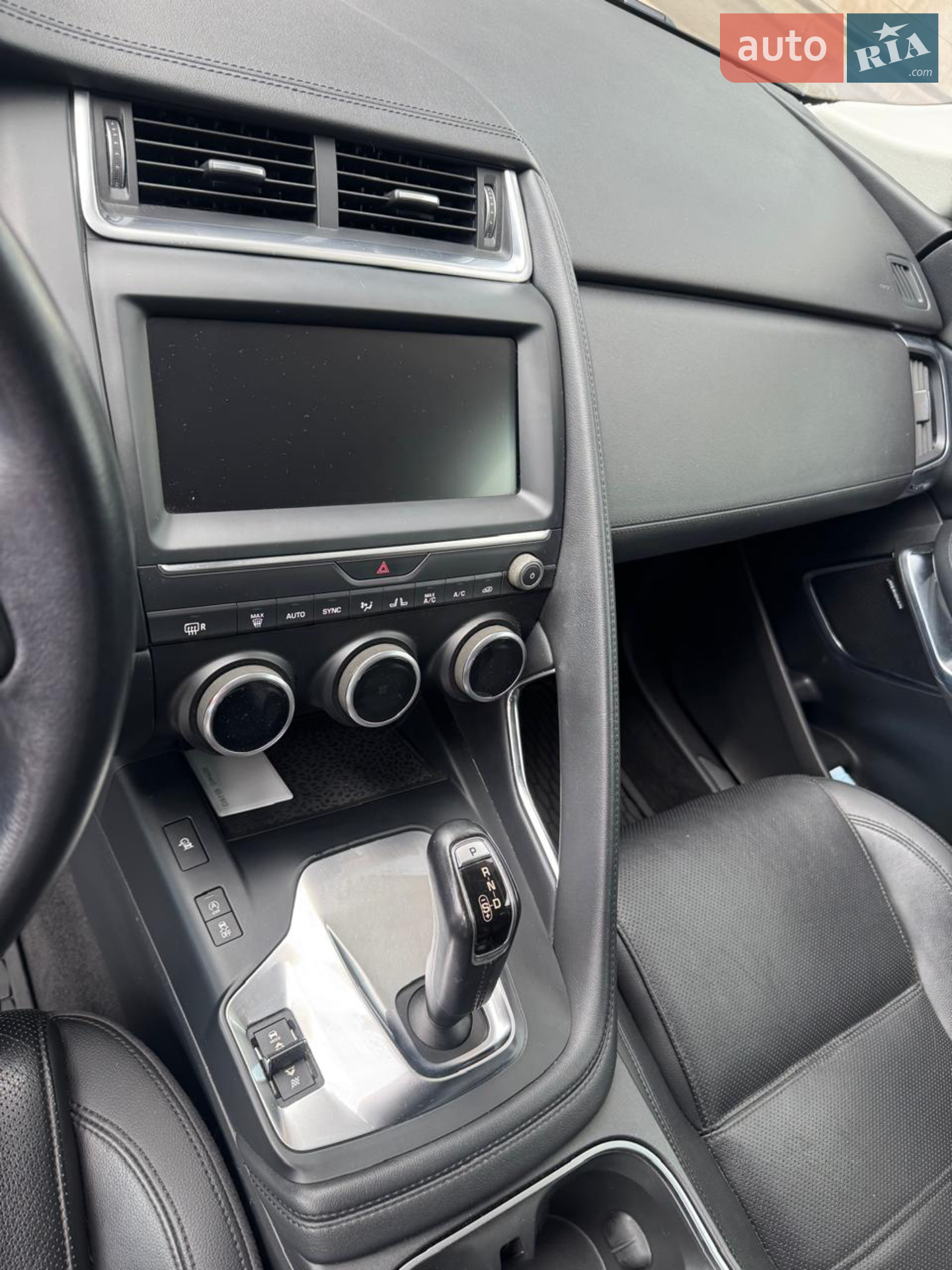 2018 Jaguar E-Pace - мініатюра 37