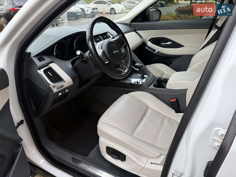 Позашляховик / Кросовер Jaguar E-Pace 2018 в Києві