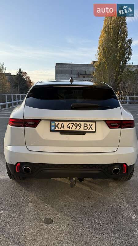 Позашляховик / Кросовер Jaguar E-Pace 2017 в Києві