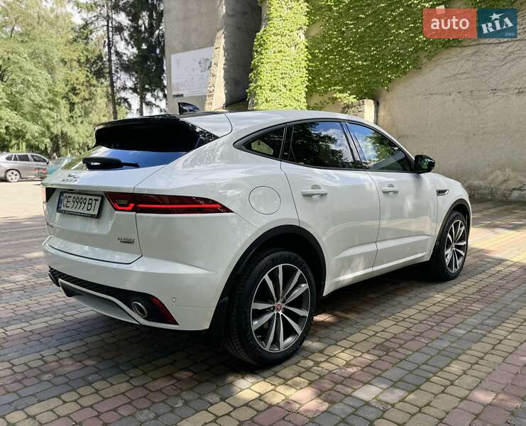 Позашляховик / Кросовер Jaguar E-Pace 2020 в Чернівцях