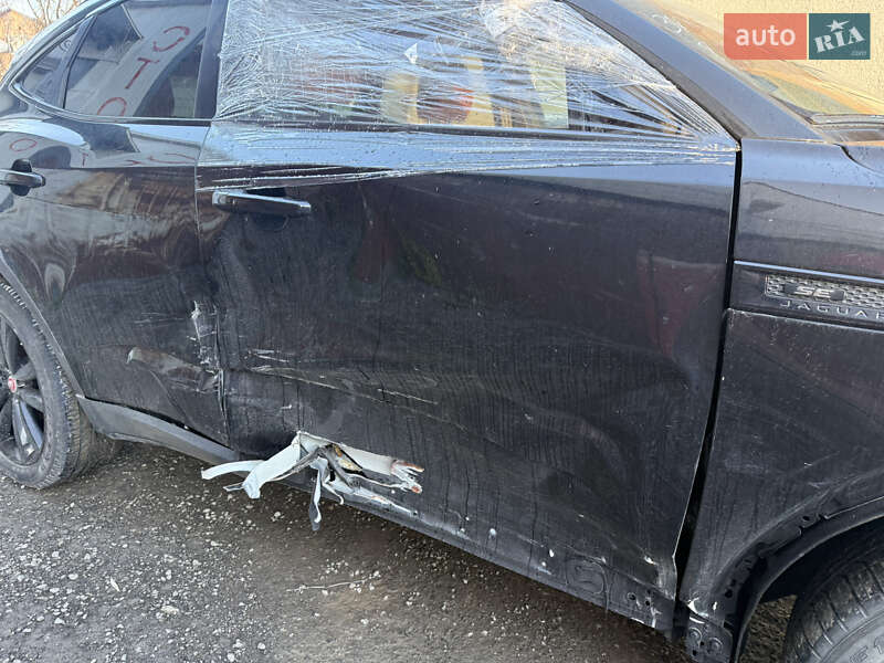 Внедорожник / Кроссовер Jaguar E-Pace 2020 в Тернополе фото 14 Внедорожник / Кроссовер Jaguar E-Pace 2020 в Тернополе