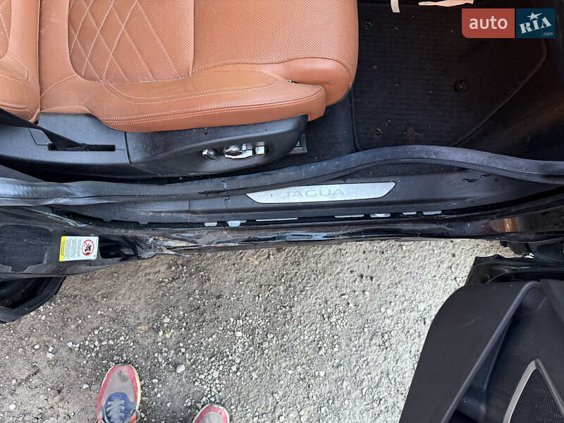 Внедорожник / Кроссовер Jaguar E-Pace 2020 в Тернополе фото 29 Внедорожник / Кроссовер Jaguar E-Pace 2020 в Тернополе