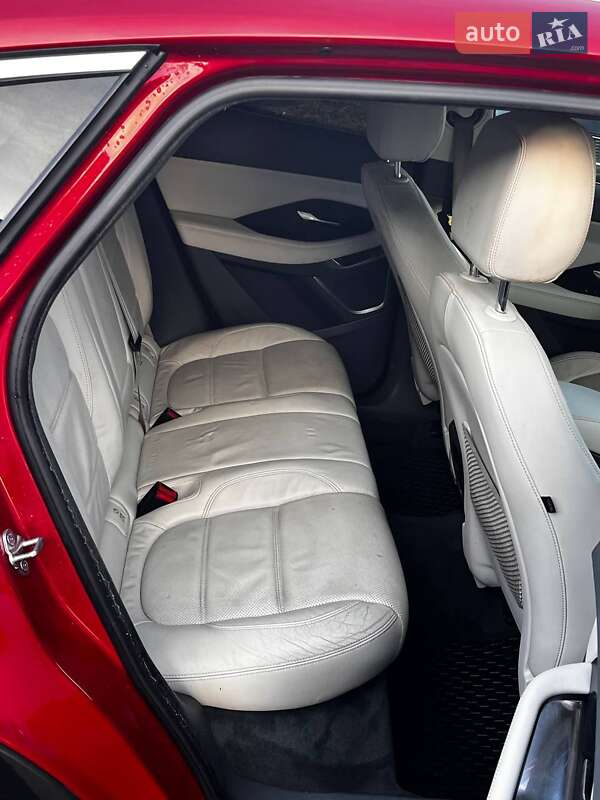 Внедорожник / Кроссовер Jaguar E-Pace 2018 в Луцке фото 29 Внедорожник / Кроссовер Jaguar E-Pace 2018 в Луцке