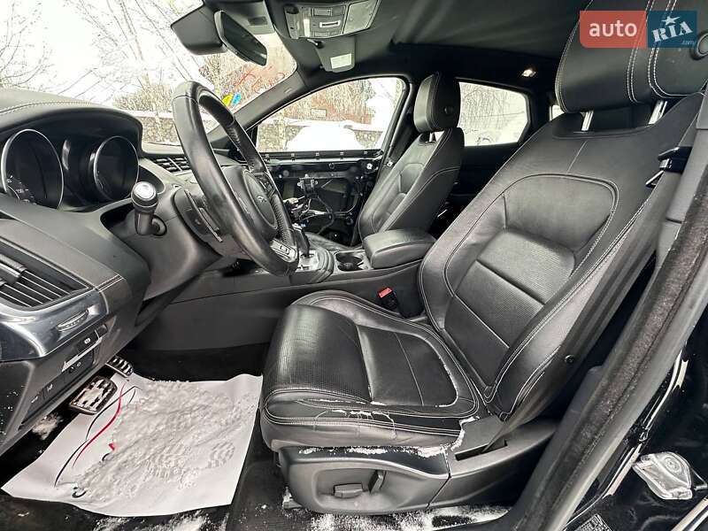 Внедорожник / Кроссовер Jaguar E-Pace 2018 в Луцке