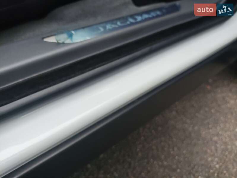 Внедорожник / Кроссовер Jaguar E-Pace 2019 в Львове фото 25 Внедорожник / Кроссовер Jaguar E-Pace 2019 в Львове