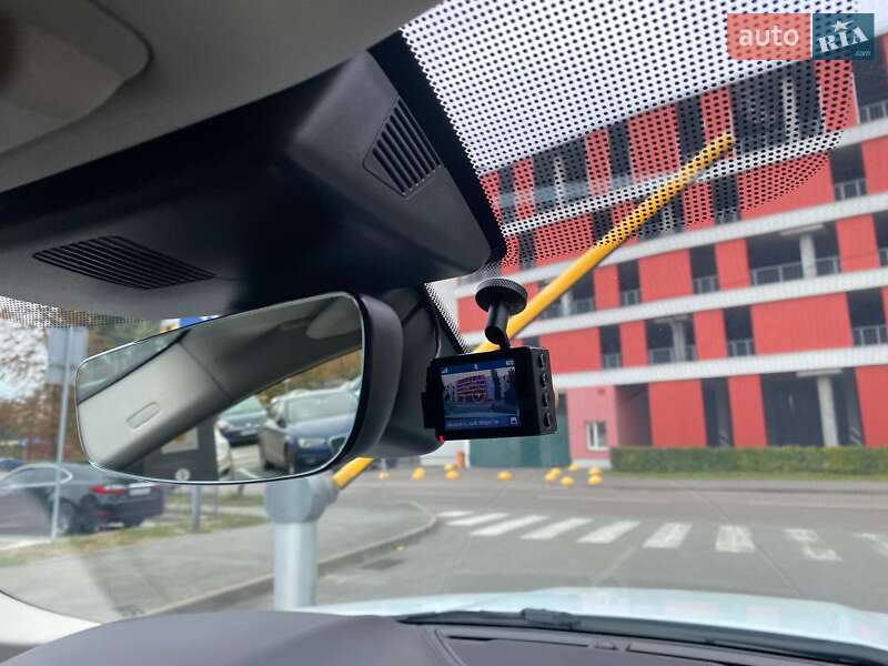 Внедорожник / Кроссовер Jaguar E-Pace 2018 в Киеве фото 45 Внедорожник / Кроссовер Jaguar E-Pace 2018 в Киеве