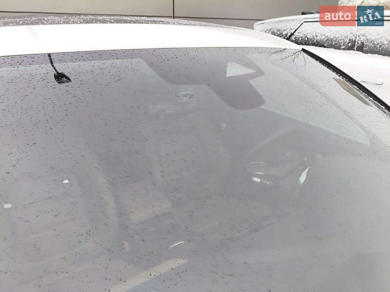 Внедорожник / Кроссовер Jaguar E-Pace 2021 в Киеве