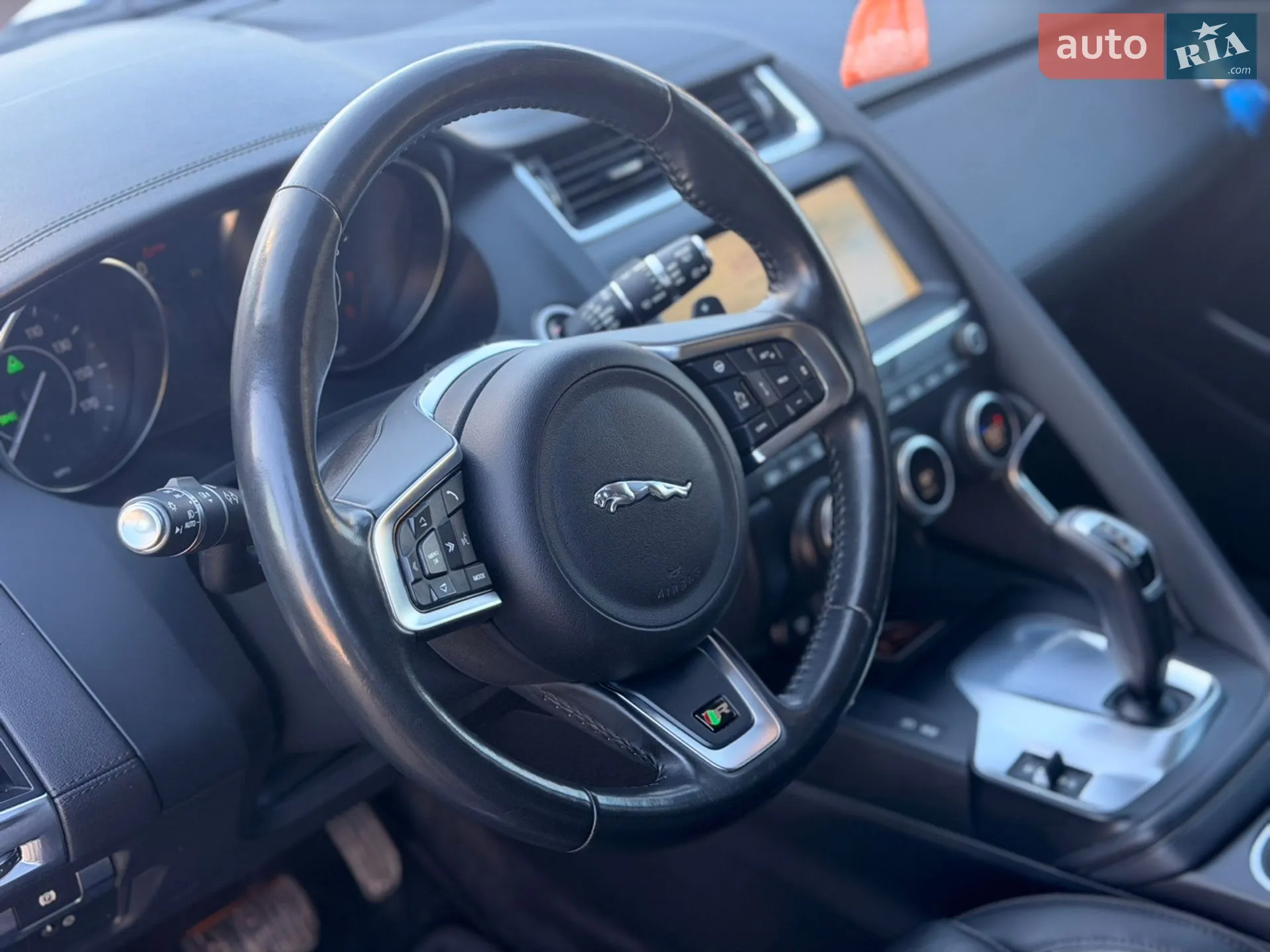 2019 Jaguar E-Pace - мініатюра 10