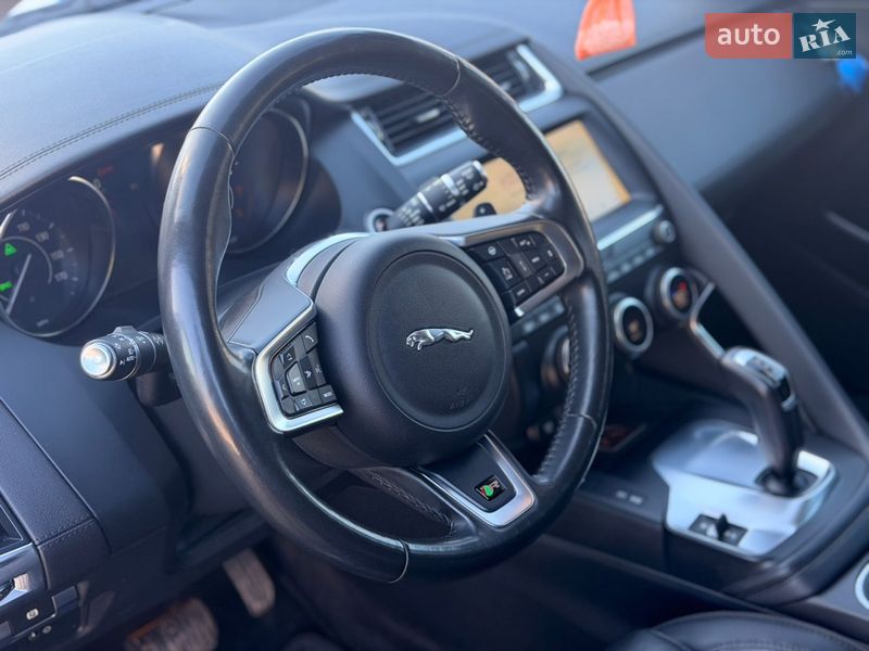 Позашляховик / Кросовер Jaguar E-Pace 2019 в Тернополі