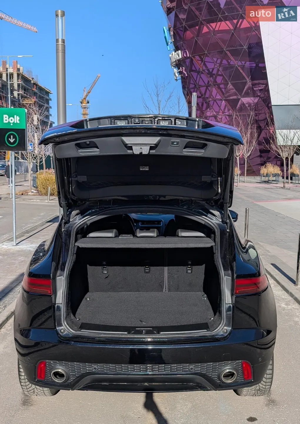2019 Jaguar E-Pace - мініатюра 12