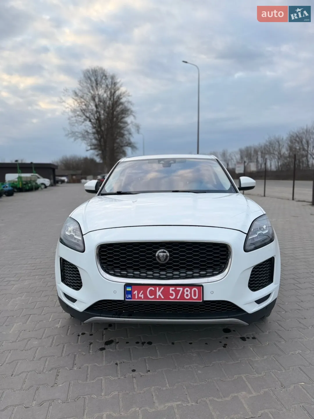 2019 Jaguar E-Pace - мініатюра 3