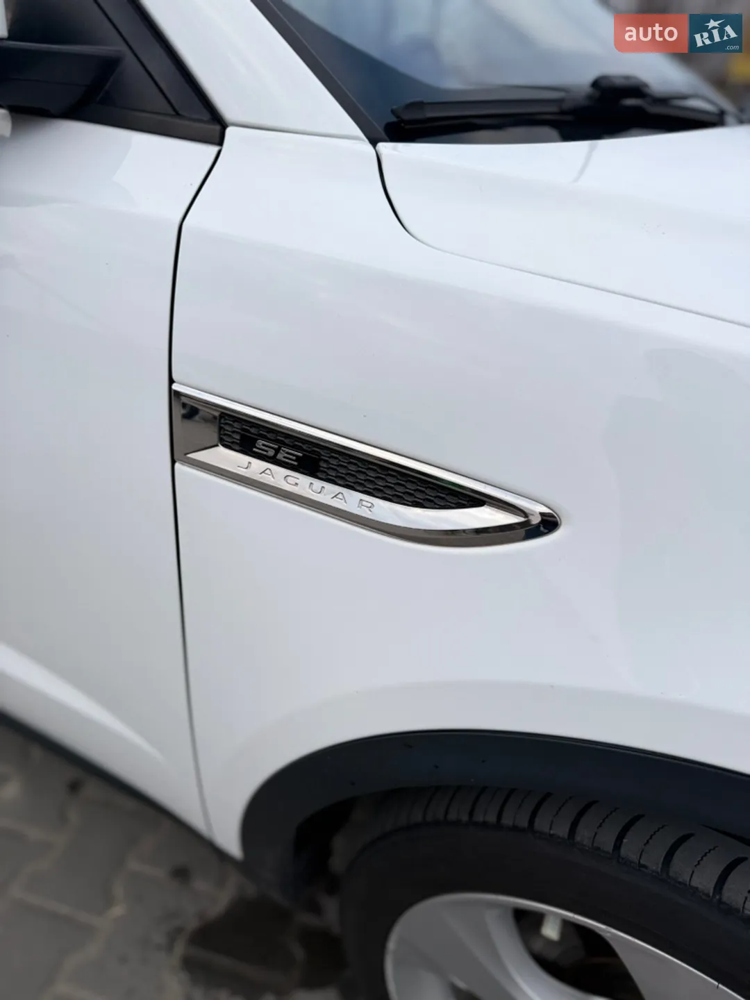 2019 Jaguar E-Pace - мініатюра 39