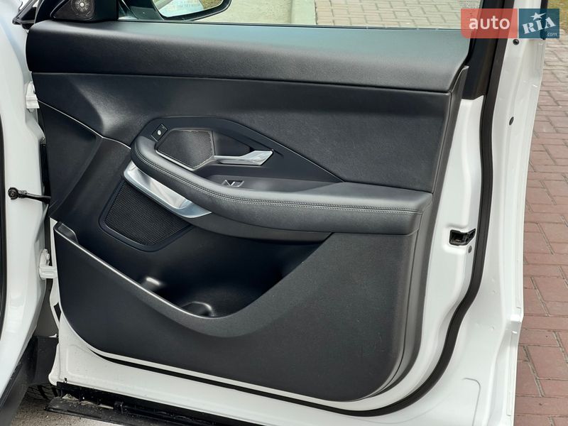 Позашляховик / Кросовер Jaguar E-Pace 2019 в Києві фото 56 Позашляховик / Кросовер Jaguar E-Pace 2019 в Києві