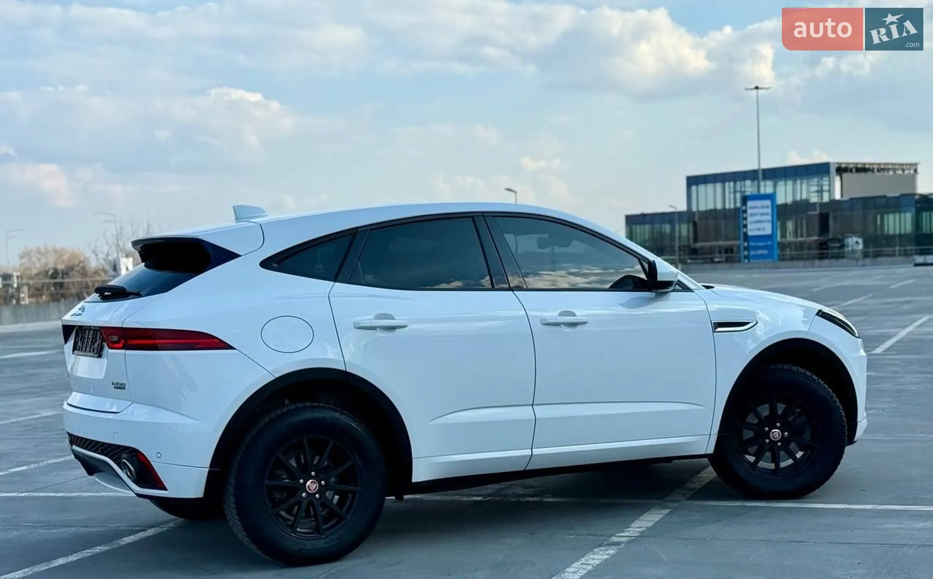 2019 Jaguar E-Pace - мініатюра 18