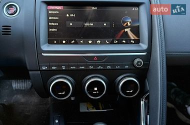 Внедорожник / Кроссовер Jaguar E-Pace 2018 в Ковеле фото 20 Внедорожник / Кроссовер Jaguar E-Pace 2018 в Ковеле