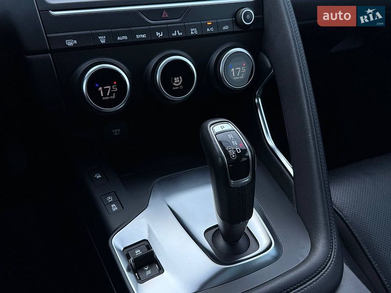 Внедорожник / Кроссовер Jaguar E-Pace 2020 в Киеве