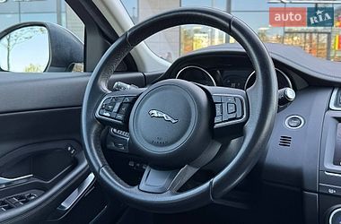 Внедорожник / Кроссовер Jaguar E-Pace 2020 в Киеве