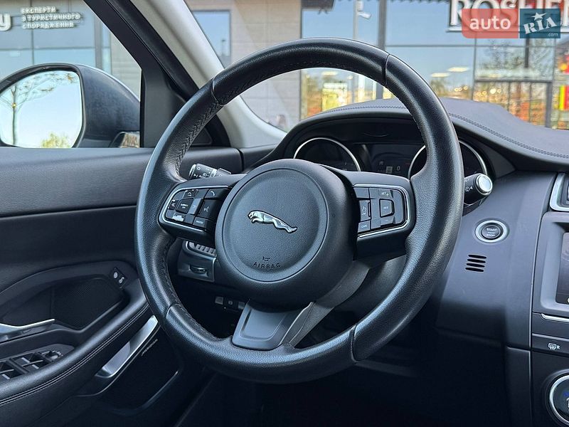 Внедорожник / Кроссовер Jaguar E-Pace 2020 в Киеве