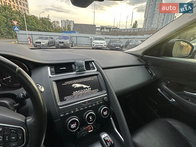 Внедорожник / Кроссовер Jaguar E-Pace 2018 в Киеве