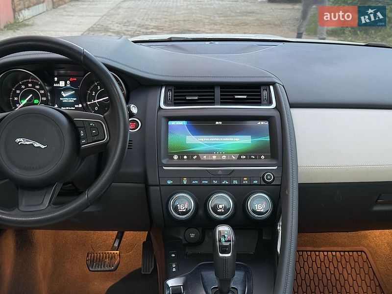 Позашляховик / Кросовер Jaguar E-Pace 2019 в Івано-Франківську