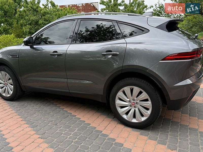 Позашляховик / Кросовер Jaguar E-Pace 2018 в Бершаді