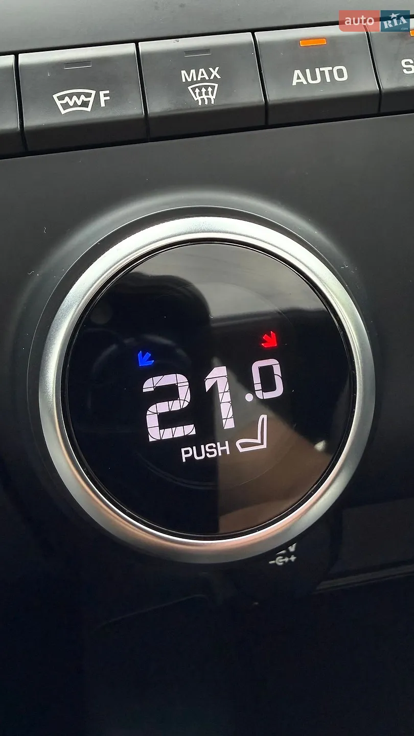 2018 Jaguar E-Pace - мініатюра 71