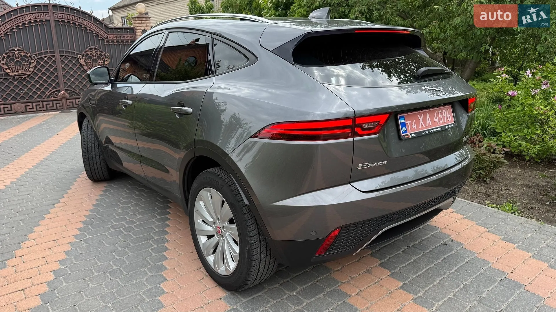 2018 Jaguar E-Pace - мініатюра 17