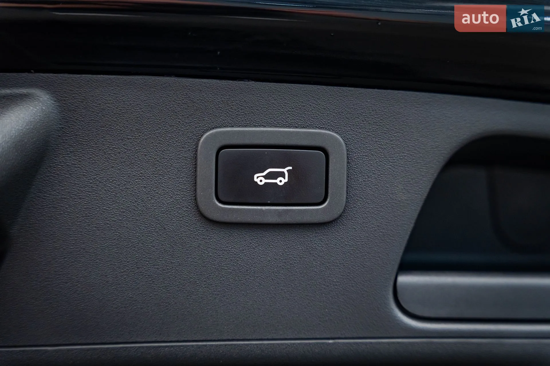 2019 Jaguar E-Pace - мініатюра 8