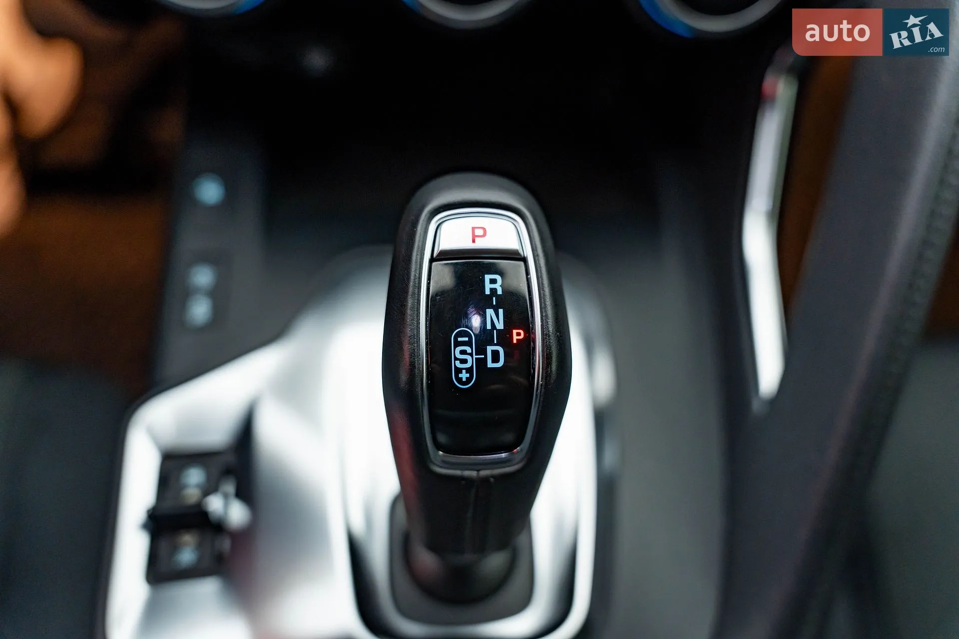 2019 Jaguar E-Pace - мініатюра 23