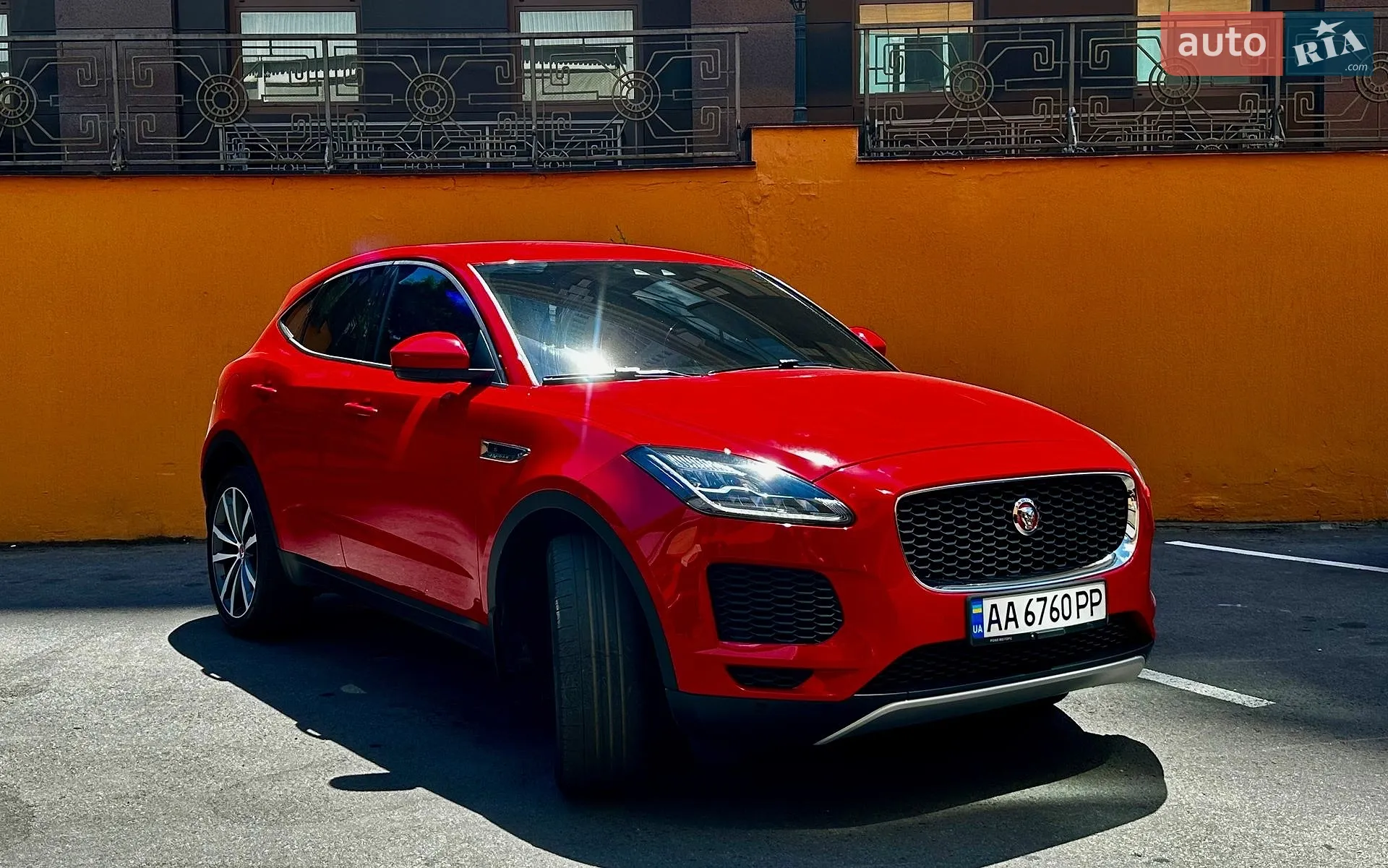 2018 Jaguar E-Pace - мініатюра 3