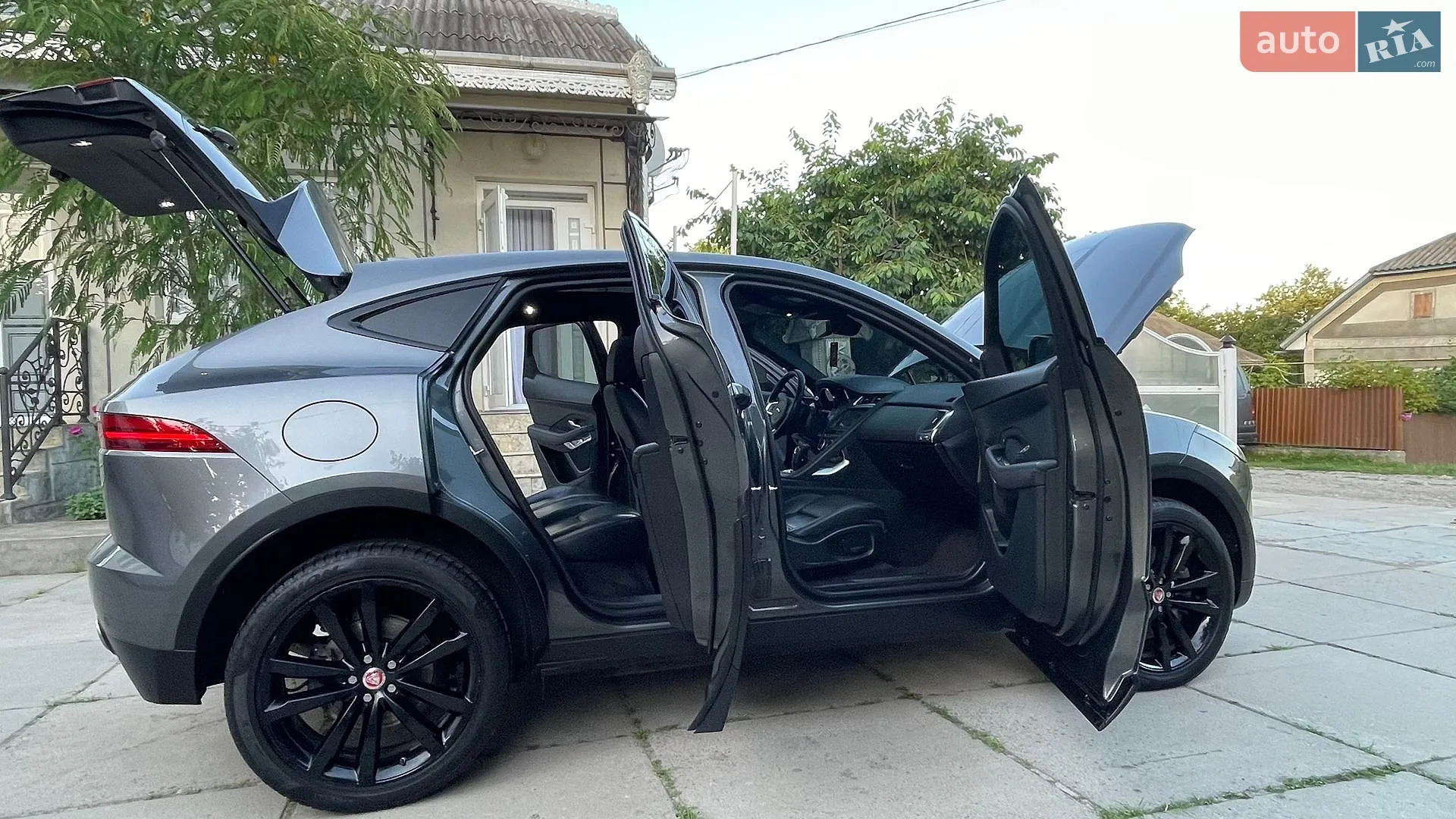 2019 Jaguar E-Pace - мініатюра 22