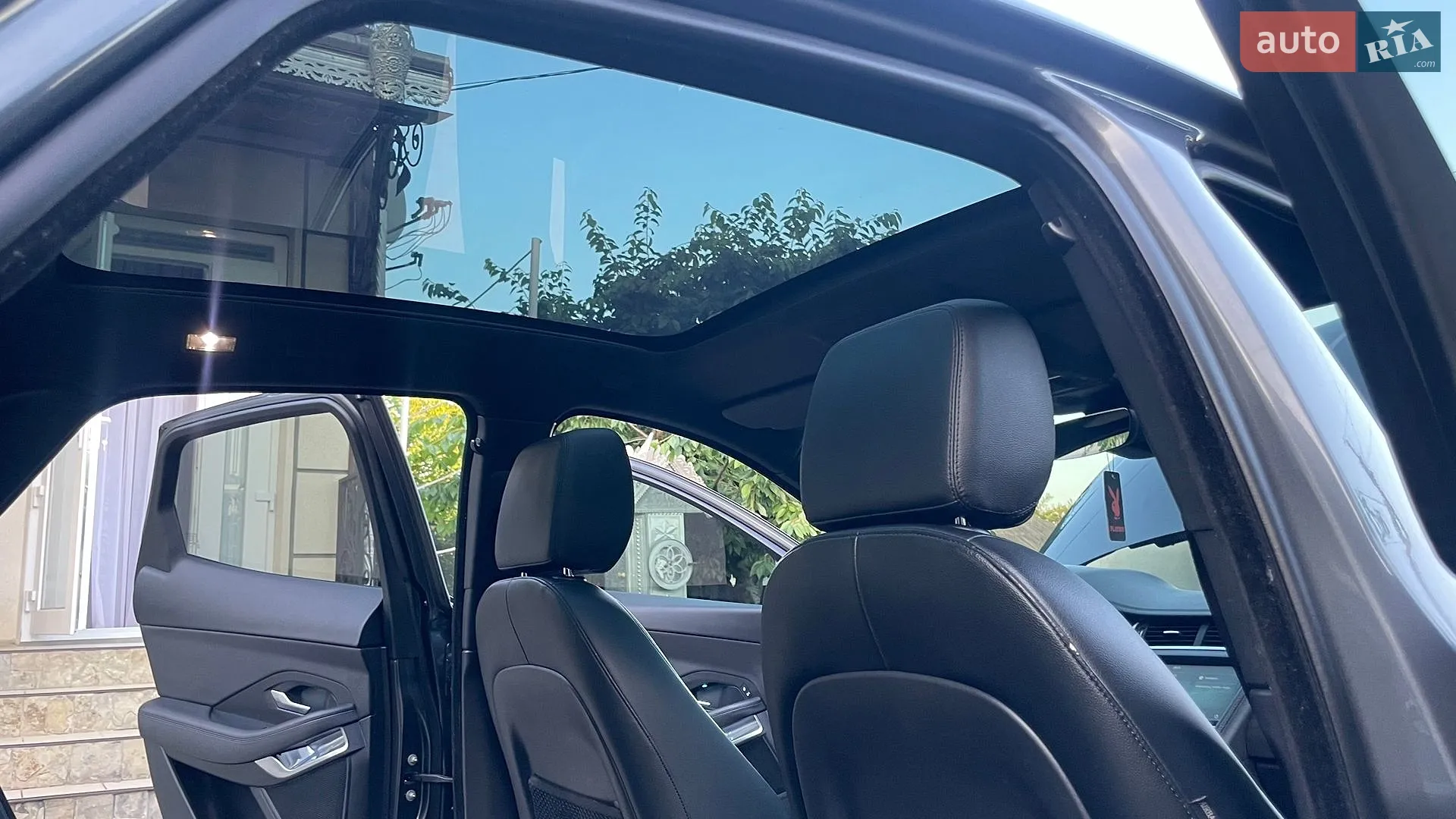 2019 Jaguar E-Pace - мініатюра 61