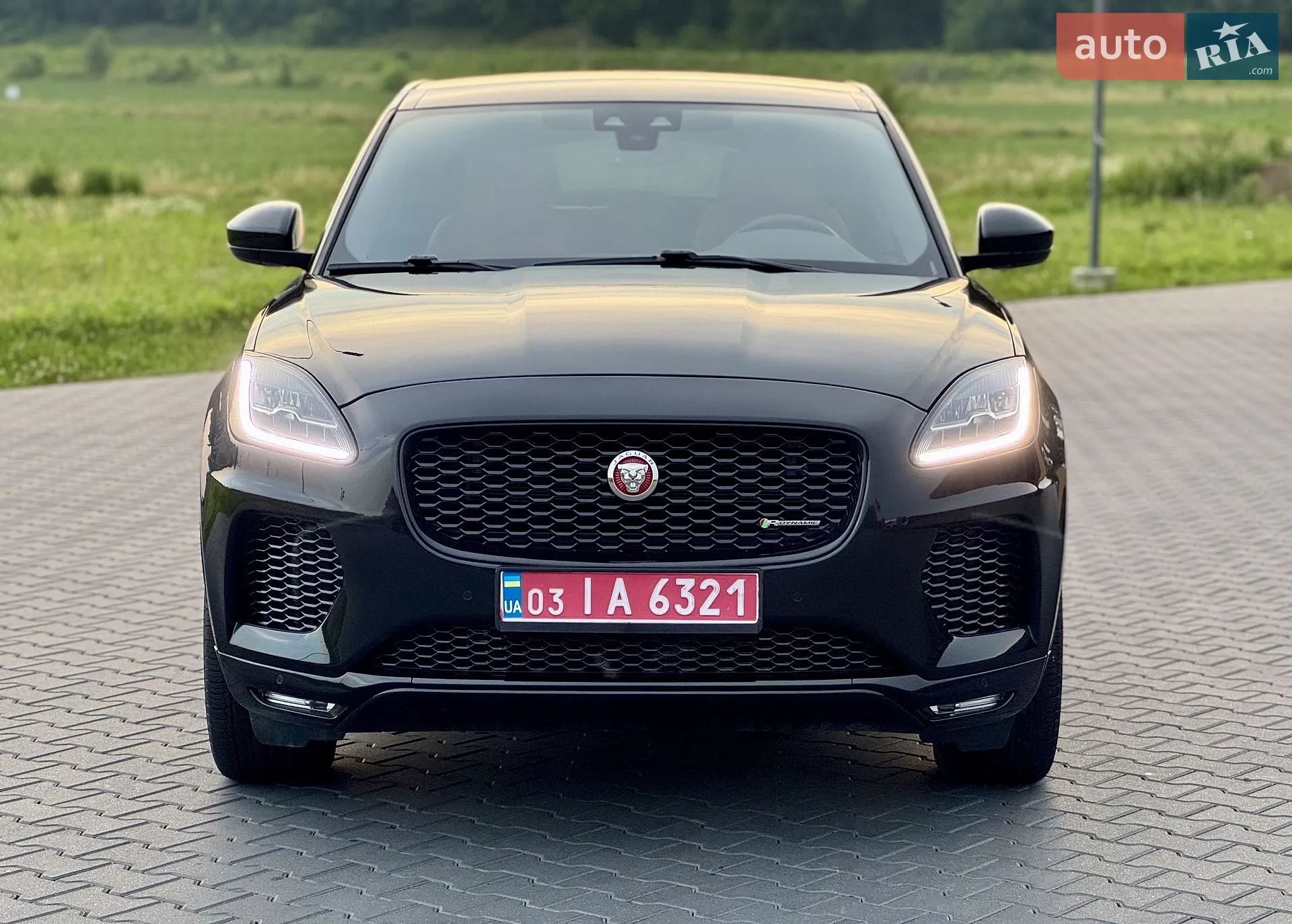 2019 Jaguar E-Pace - мініатюра 8