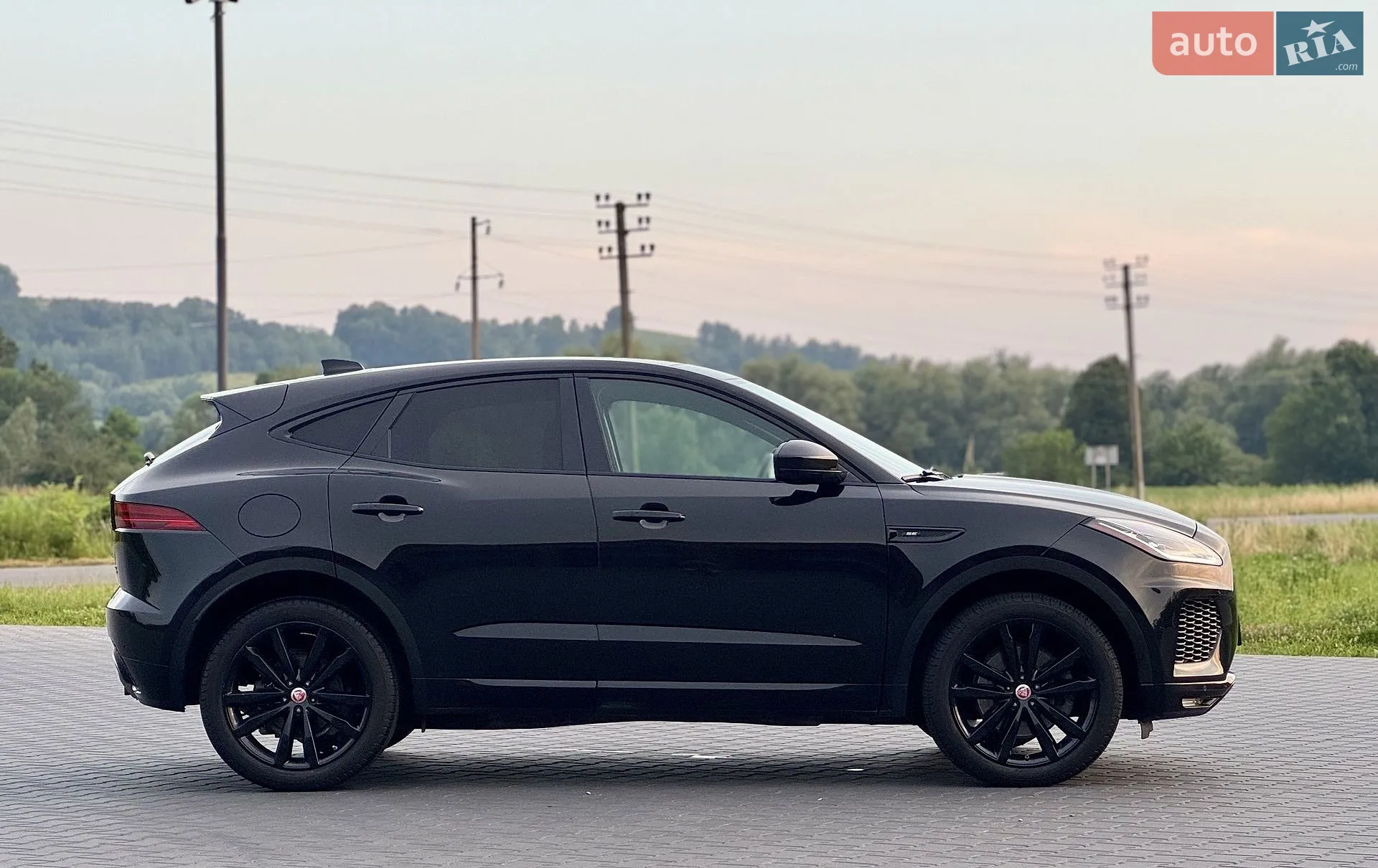 2019 Jaguar E-Pace - мініатюра 16