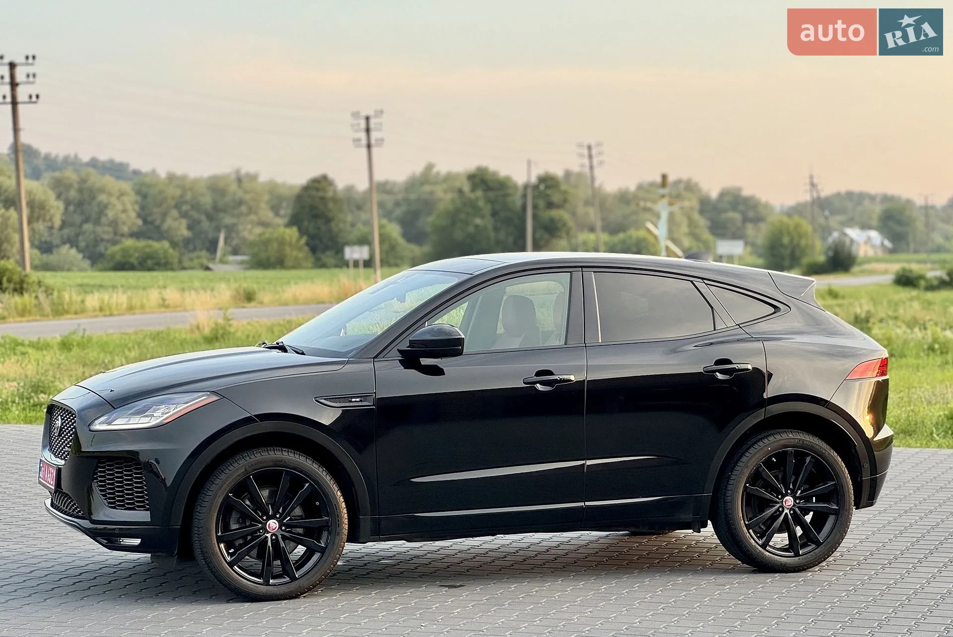 2019 Jaguar E-Pace - мініатюра 26